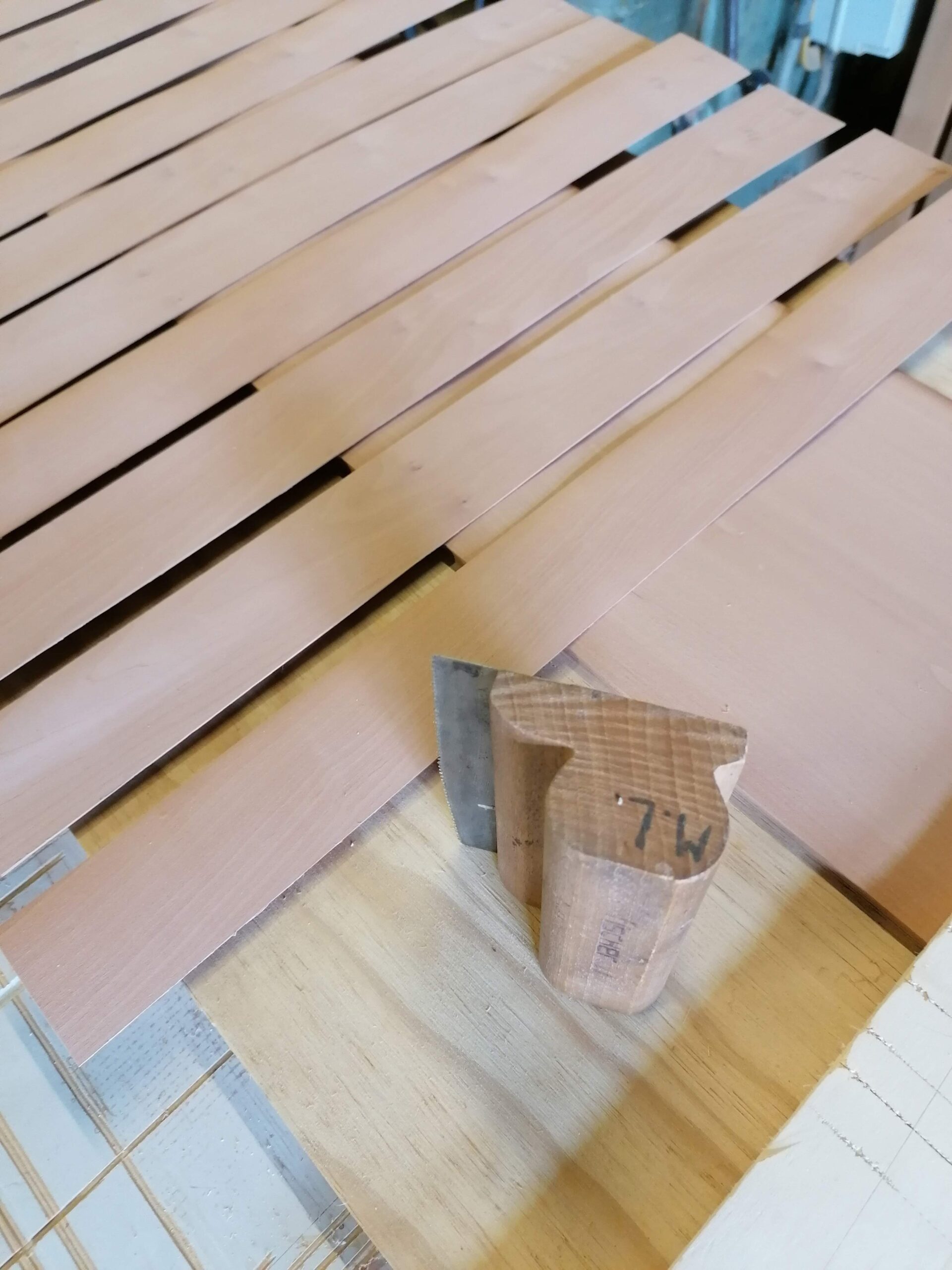 Bee Happy I maquette